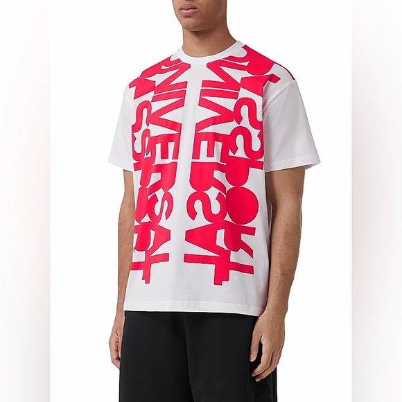 New with tags Burberry Ordell Universal Passport T-Shirt - Picture 1 of 15